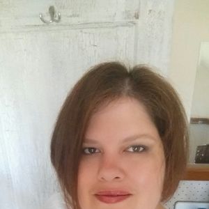 Meet your Posher, Kendra